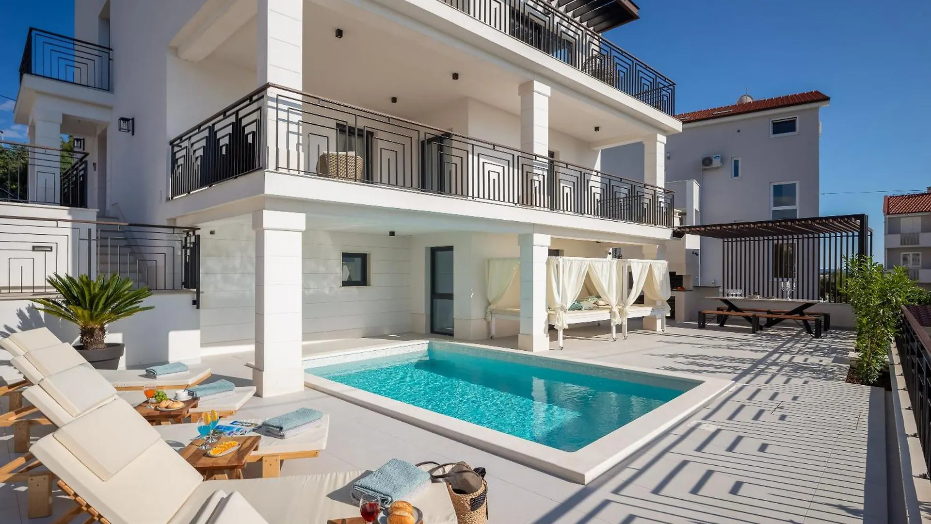 Luxury Villa De Mar With Pool Trogir
