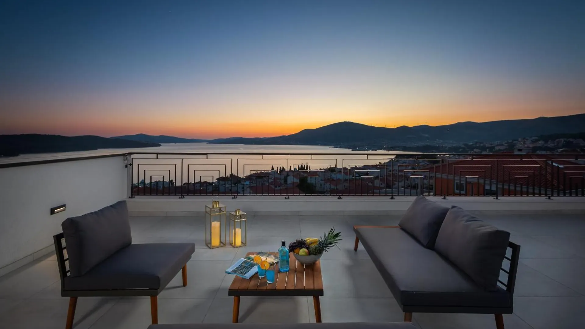 Luxury Villa De Mar With Pool Trogir