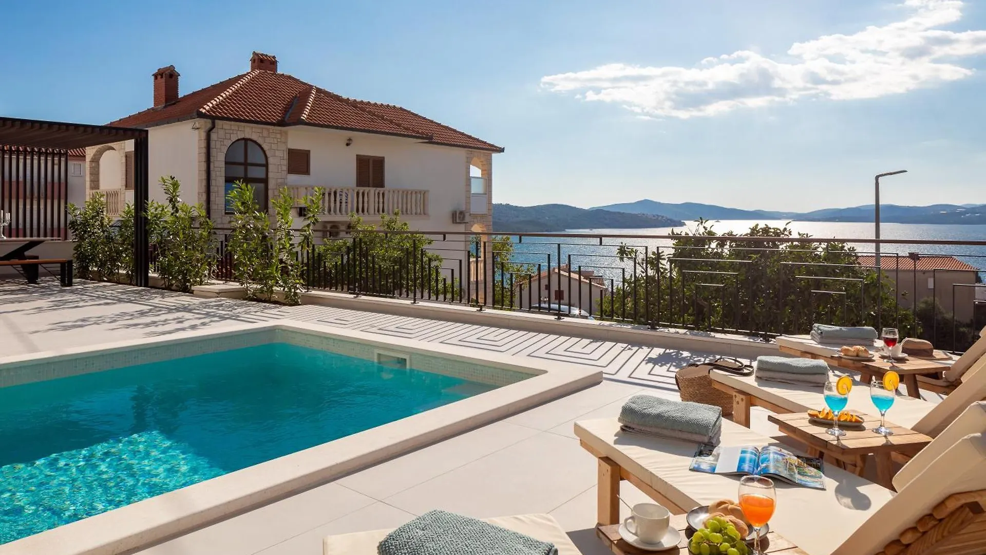 Luxury Villa De Mar With Pool Trogir